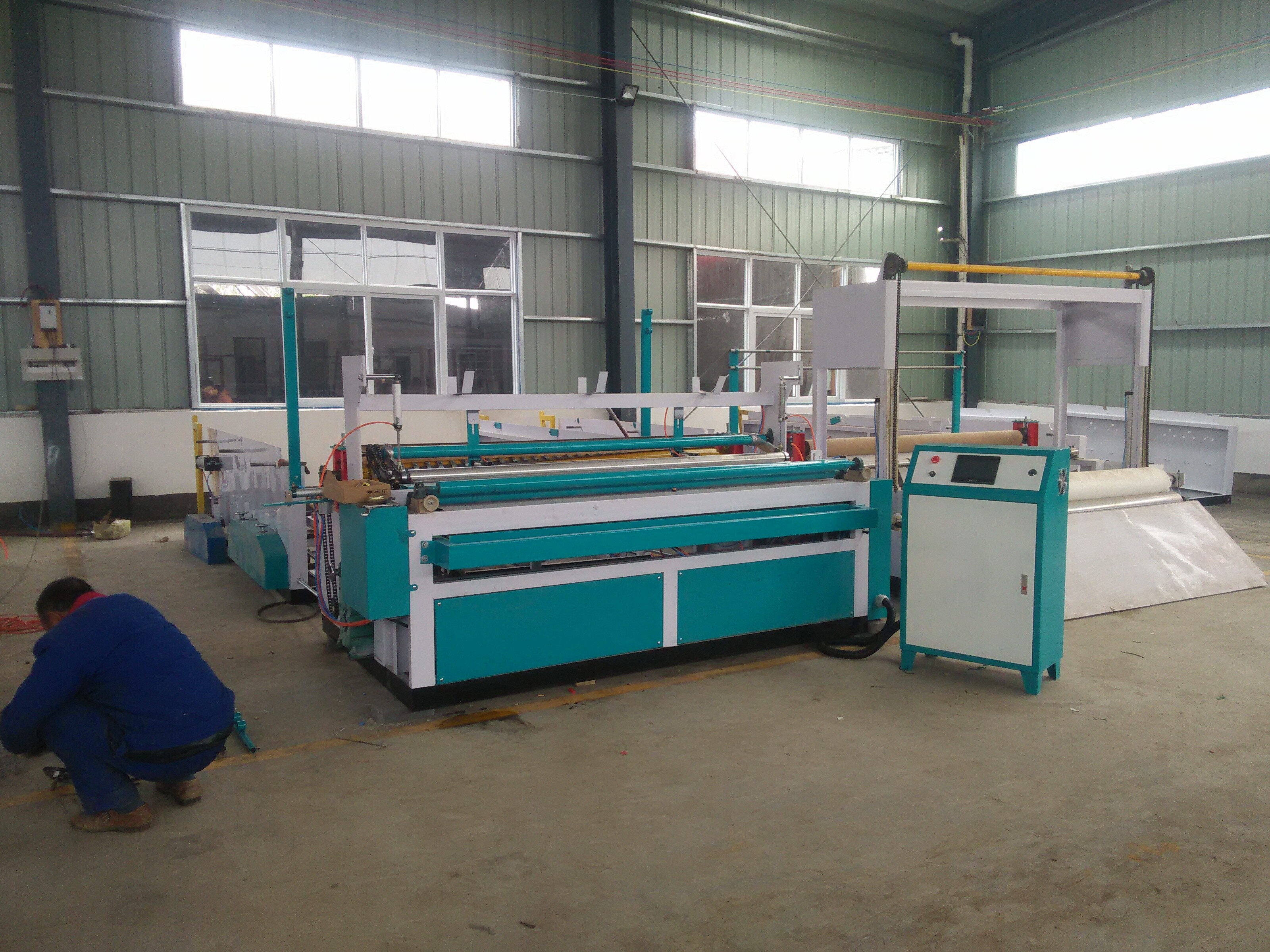 恭喜安徽阜陽寧先生購買衛生紙加工設備和抽紙設備 恭喜安徽阜陽寧先生購買衛生紙加工設備和抽紙設備