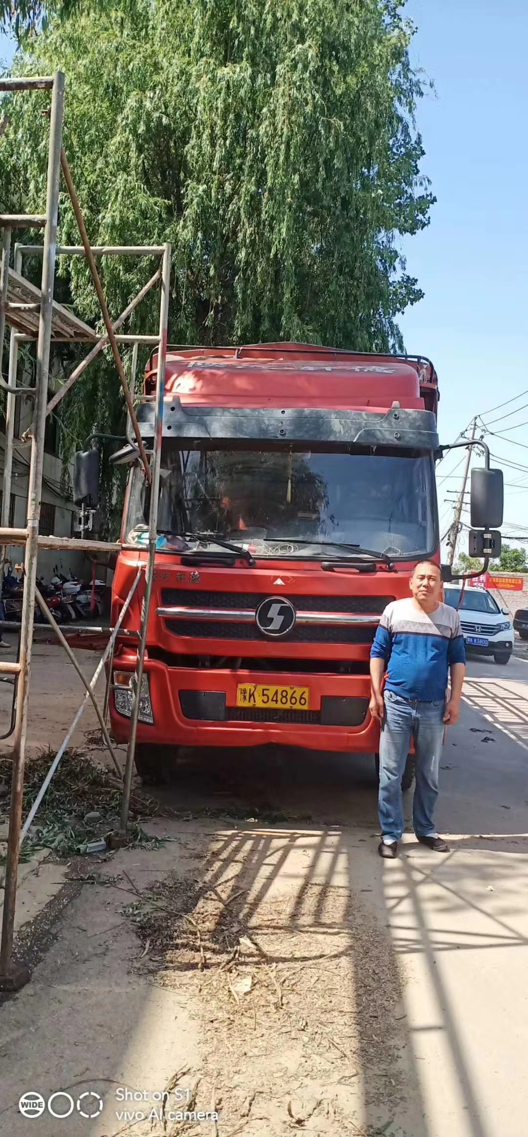 陜西客戶高配智能化多能工衛生紙加工設備發貨