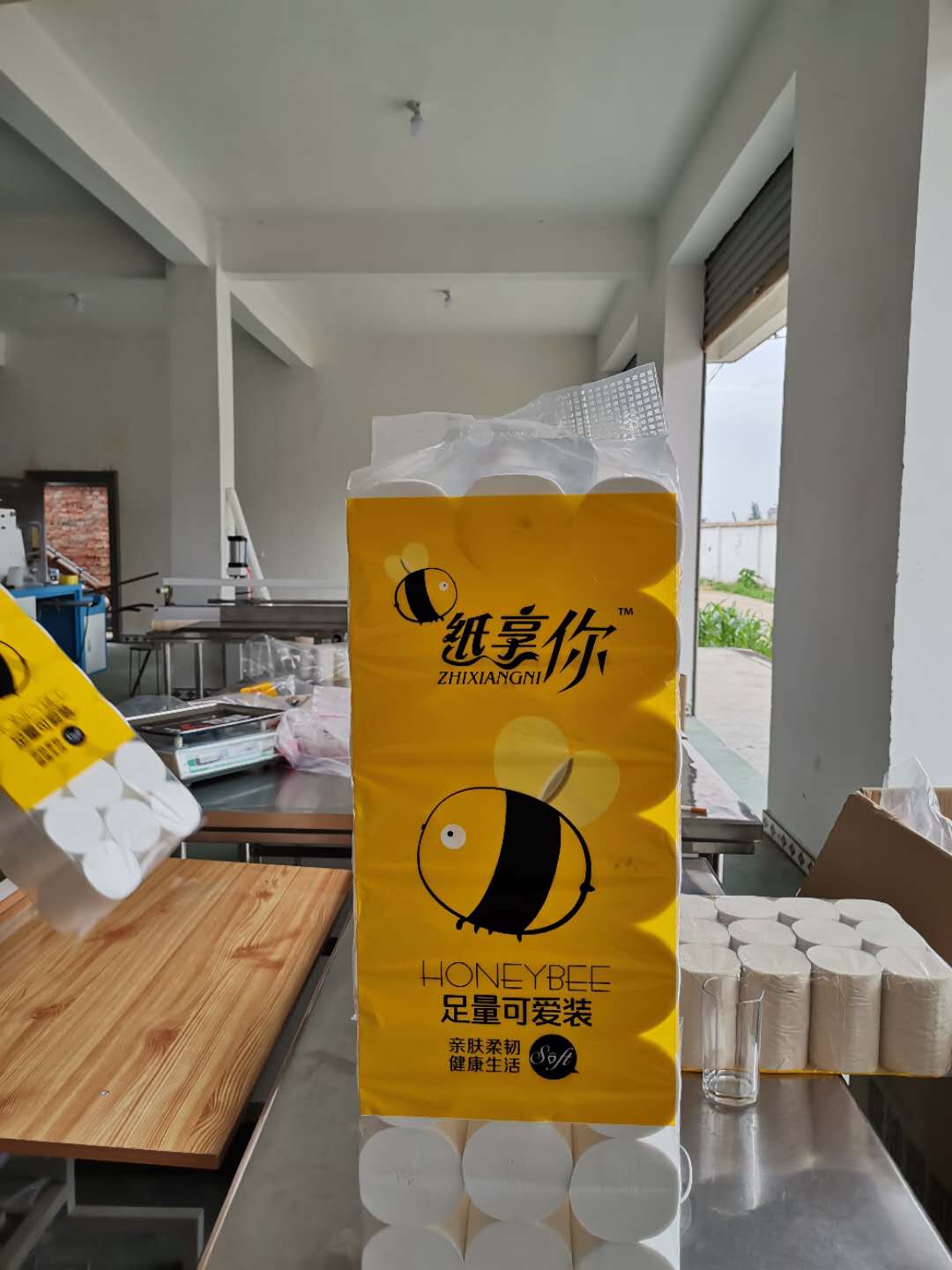 安徽臨泉多功能1880型號衛生紙復卷機安裝調試完畢