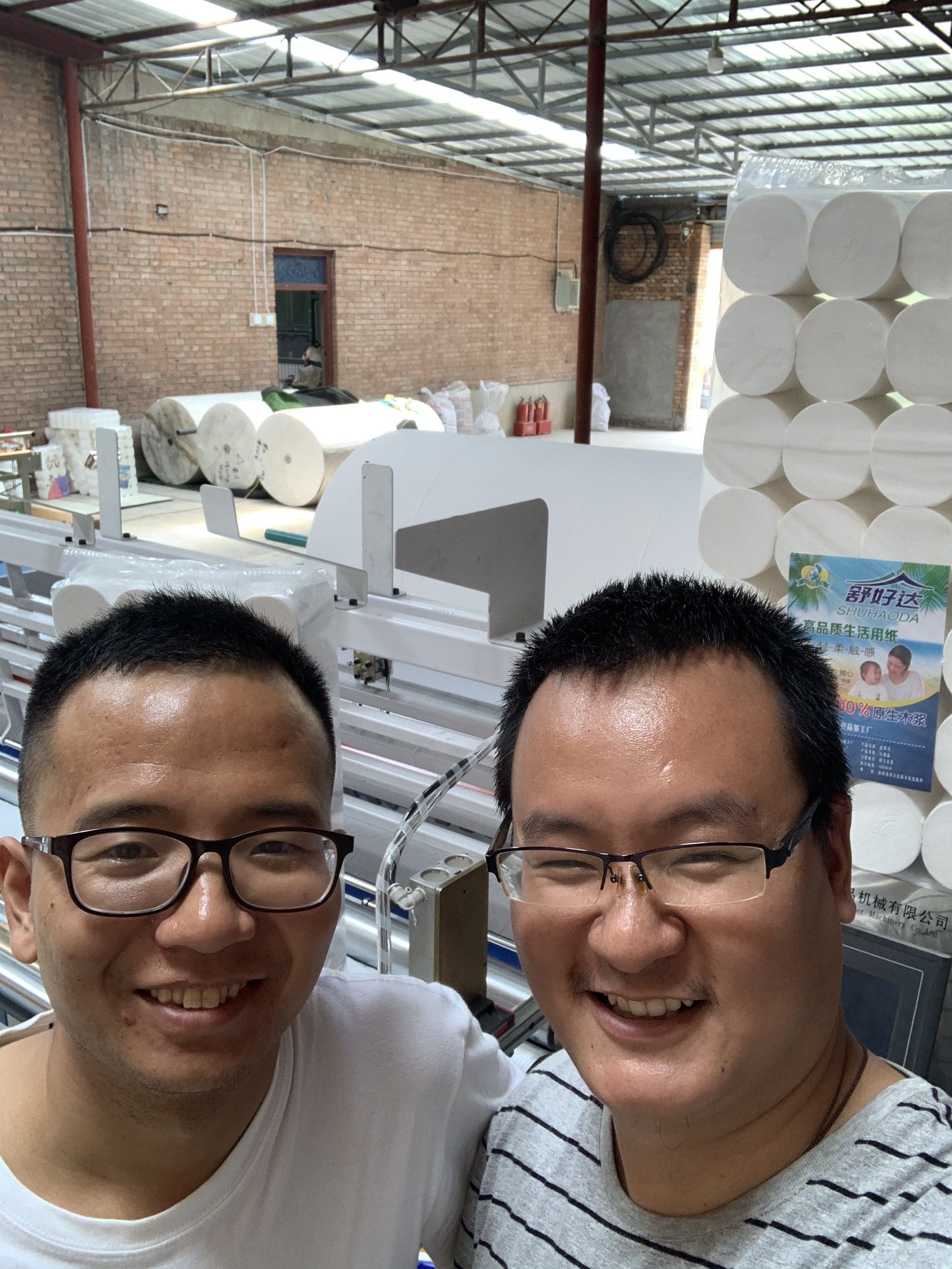 山西臨汾鵬城紙業多功能衛生紙復卷機安裝調試完成