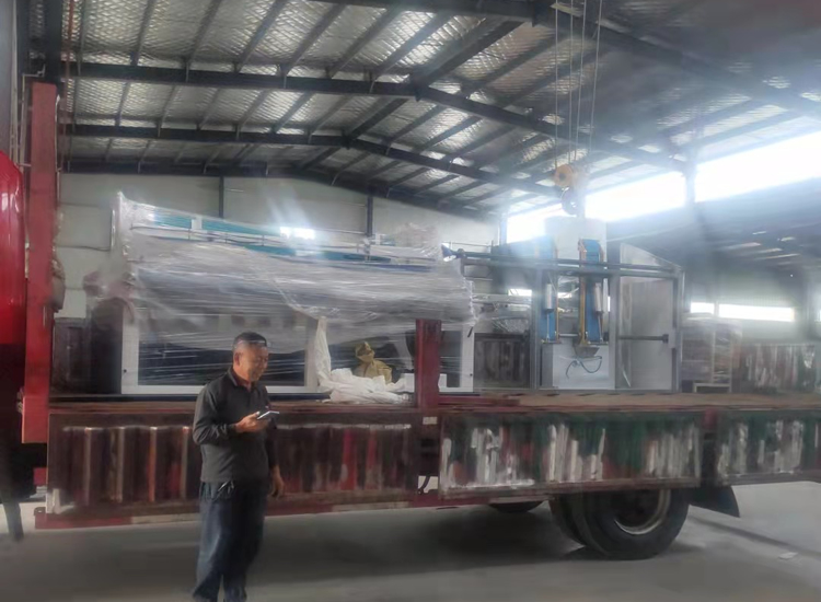 河南省臨潁縣大郭鄉路西村客戶王經理3.jpg 河南省臨潁縣大郭鄉路西村客戶王經理3.jpg